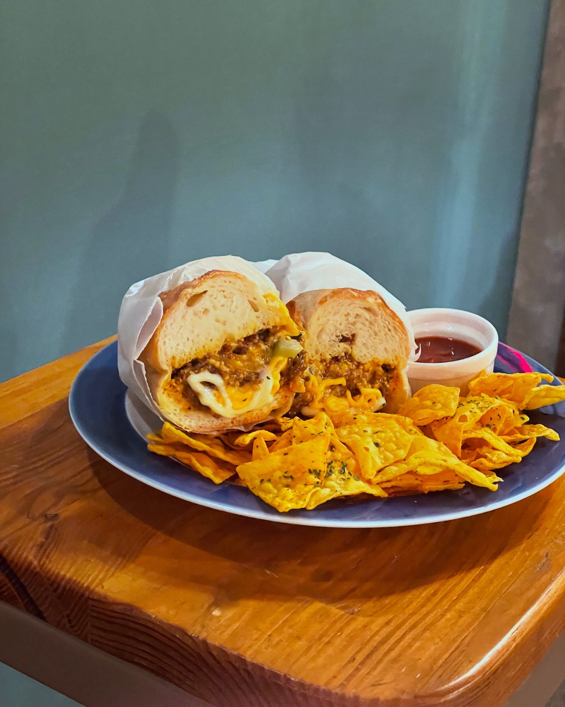 昼カラ睦月。 2